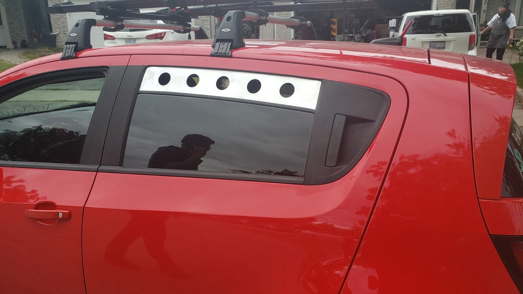 2012 - 2016 Chevy Sonic Hatch Window Vents